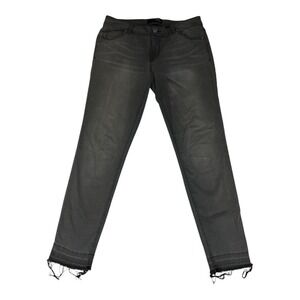 1822 Denim Women's Skinny Jeans Gray Wash‎ Size 31 Distressed Raw Hem
